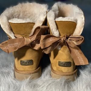 UGG Customizable Bailey Bow mini Women’s Boots